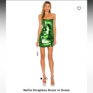 Nellie Strapless dress in Green (superdown)